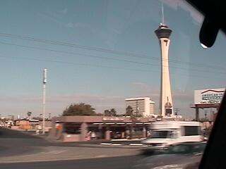 �X�g���g�X�t�B�A�^���[�z�e��